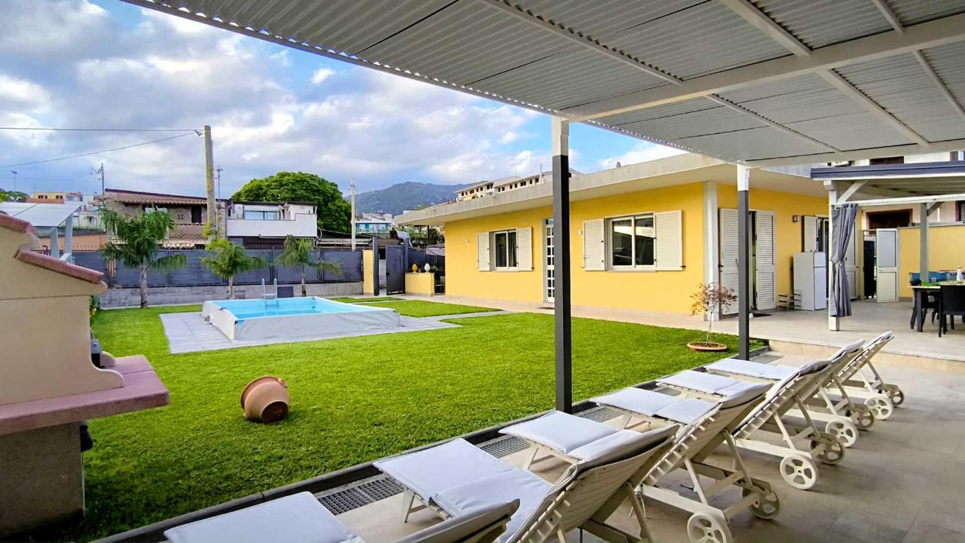 La Villa Trinacria Giardini-Naxos Buitenkant foto